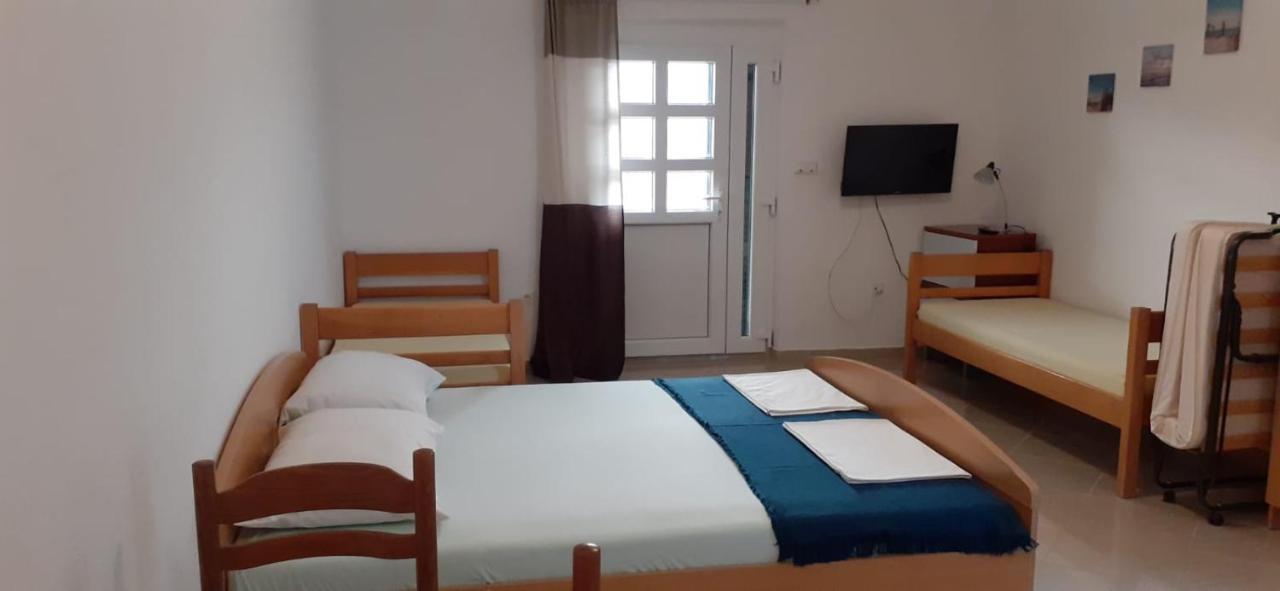 Apartmani Izvor Pag Town Eksteriør billede